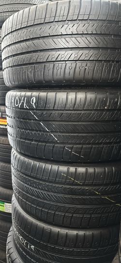 Set of tires (4) 235-40-19 Michelin Pilot sport all season 4