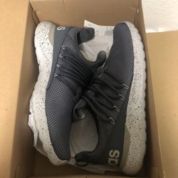 Adidas Original Shoes For Men’s Size 10.5 