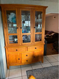 Dining room set 4 pc
