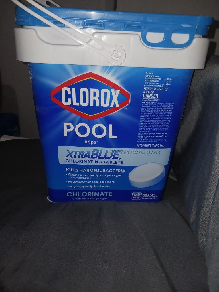 Clorox Pool & Spa. XtraBlue Chlorine Tablets 12lbs