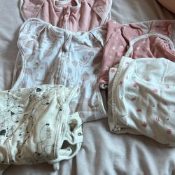 Baby swaddles