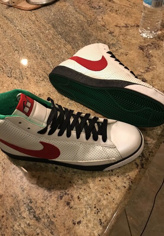 SIZE 11.5 NIKE’S Brooklyn Spike Lee Edition Blazers Men’s SIZE 11.5 NIKE’S Brooklyn Spike Lee Edition Blazers Men’s