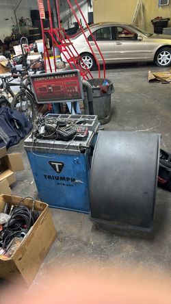 Triumph NTB-550 Computer Wheel Balancer (110V) – Works Great