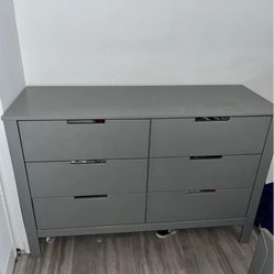 Drawer Dresser