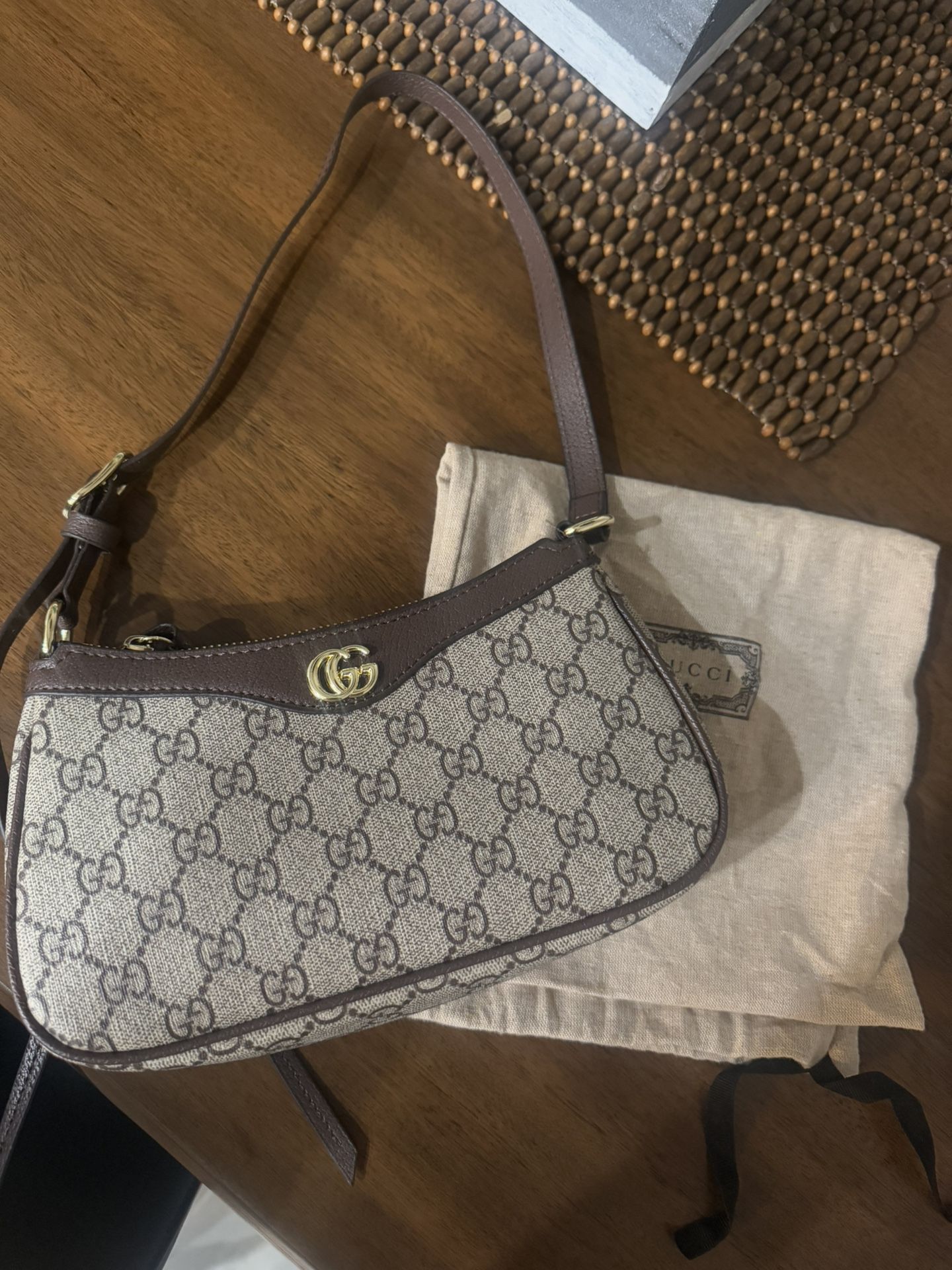 Gucci shoulder bag