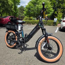 Velotric Go 1 ST E-Bike 750W Class 2 Electric Cargo Bicycle Holographic Black