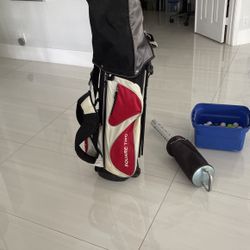 Woman’s golf club set Serene Square Two, big bucket of balls, Golf ball catcher