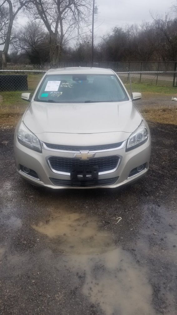 2015 CHEVY MALIBU PARTS ONLY( front clip great shape)