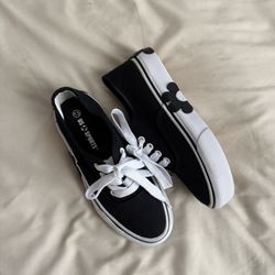 New Little Girl Shoes (size 13)