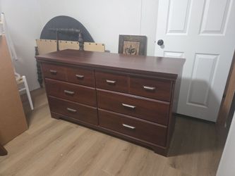 6-drawer dresser