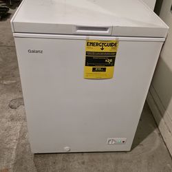 Galanz 5 cu-ft chest freezer