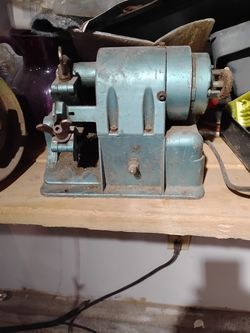 Key Cutting machine