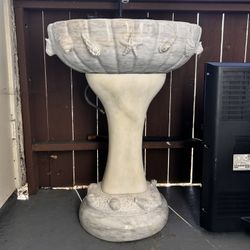 Marble Pedestal Sink with Sea Shell 