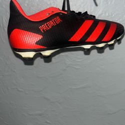 Soccer Cleats Addidas Size 6n Half Kids