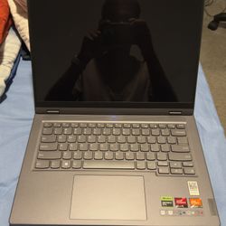 Lenovo Legion Slim 5  14” (16GB Ram, AMD Ryzen 7 7840 HS, RTX 4060 8GB)