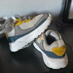 Baby Shoes 