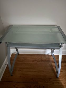Computer Desk - MUST SELL