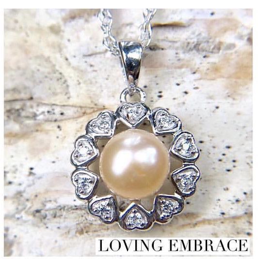 Vantel pearls loving embrace necklace