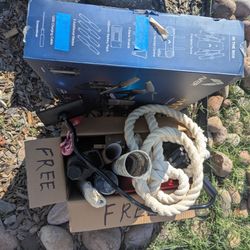 FREE STUFF - CURB ALERT!