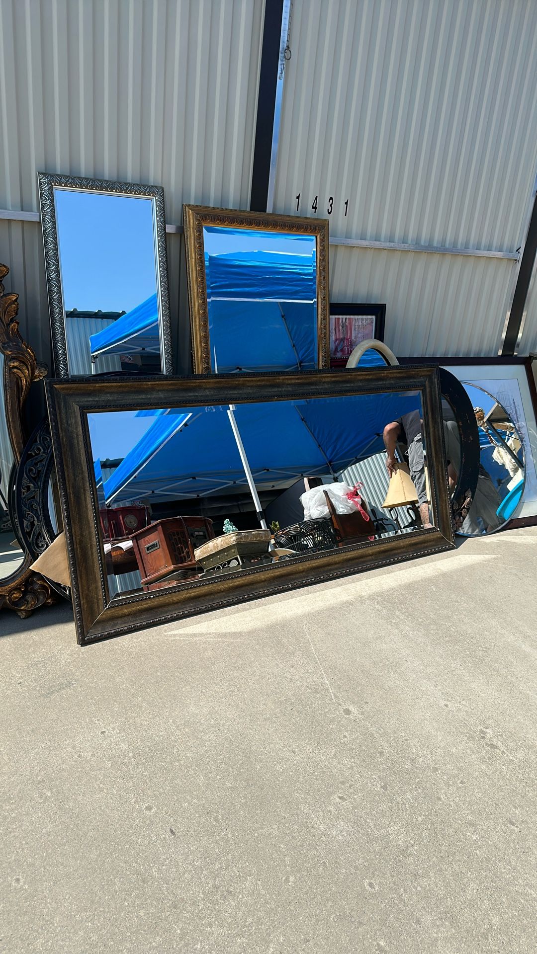 Mirrors And Clocks