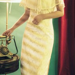 Chinese traditional white dress QIPAO