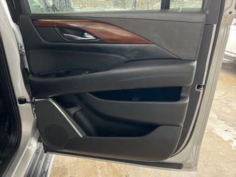 2019 Cadillac Escalade ESV Thumbnail