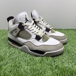 Air Jordan 4 Retro 'Military Black' SIZE 11, USED