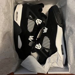 Jordan 4 White Thunder 