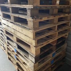 Warehouse Wood Pallets 40x48 For Sale 