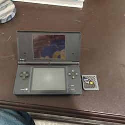 Nintendo DSI With R4 Chip Loaded With Tons Of Games!