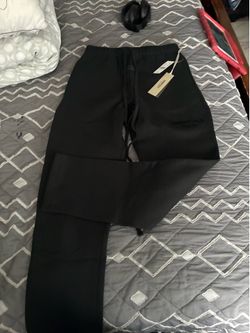 Essential pants size small