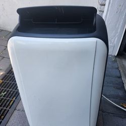 Kenmore Portable AC Unit- 12000 BTU