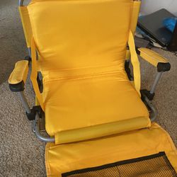1 Stadium Chair