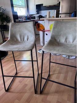 Modern bar stools