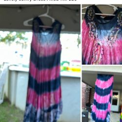 Beautiful Dresses Fits Up To Xxl $15 Each