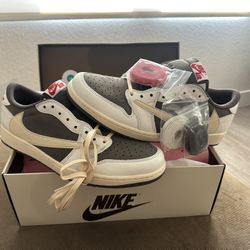 Travis Scott Jordan 1 Reverse Mocha