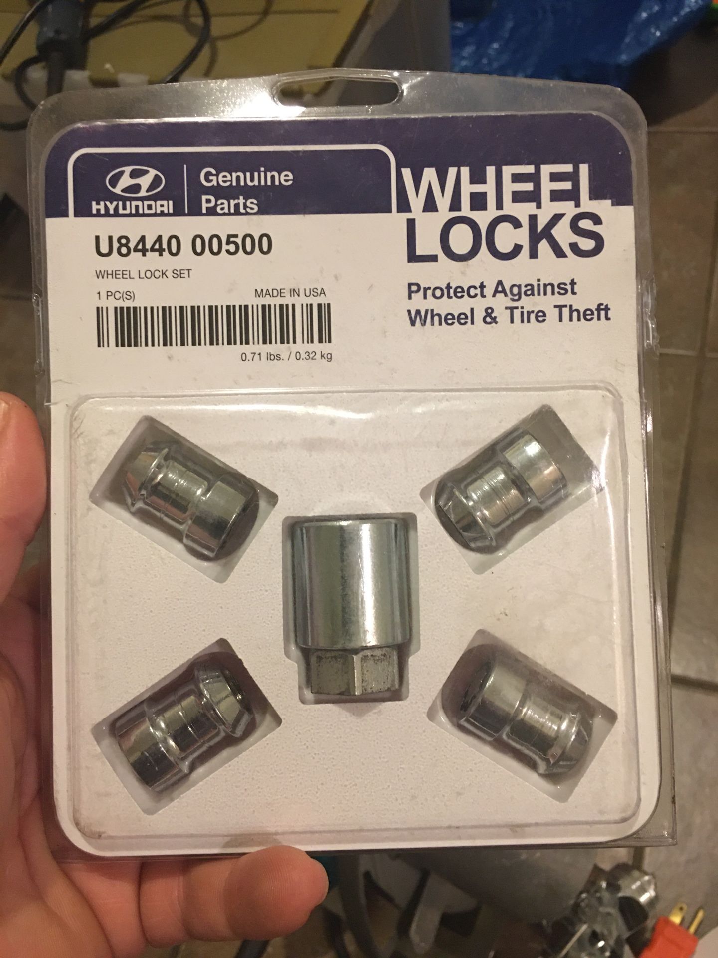 Hyundai Wheel Locks U8440 00500