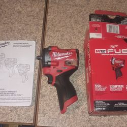 Milwaukee 2562-20 