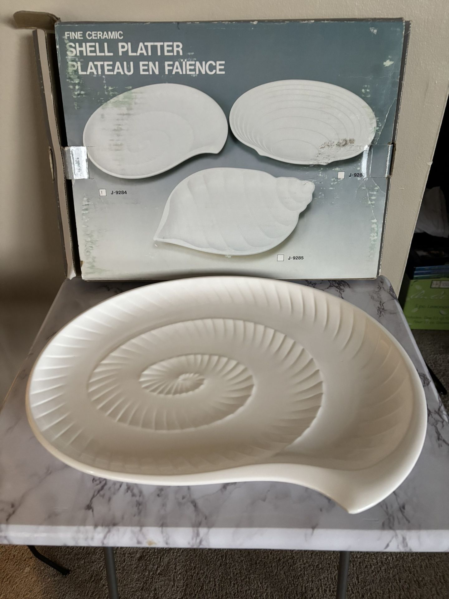 Japanese Fine Ceramic Shell Serving Platter