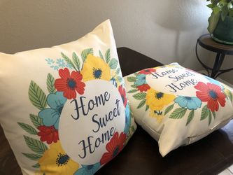 Home Sweet Home outdoor Pillows