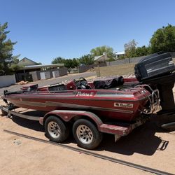 Bass Cat Fishing Boat