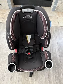 Graco Convertible Car Seat with Harness