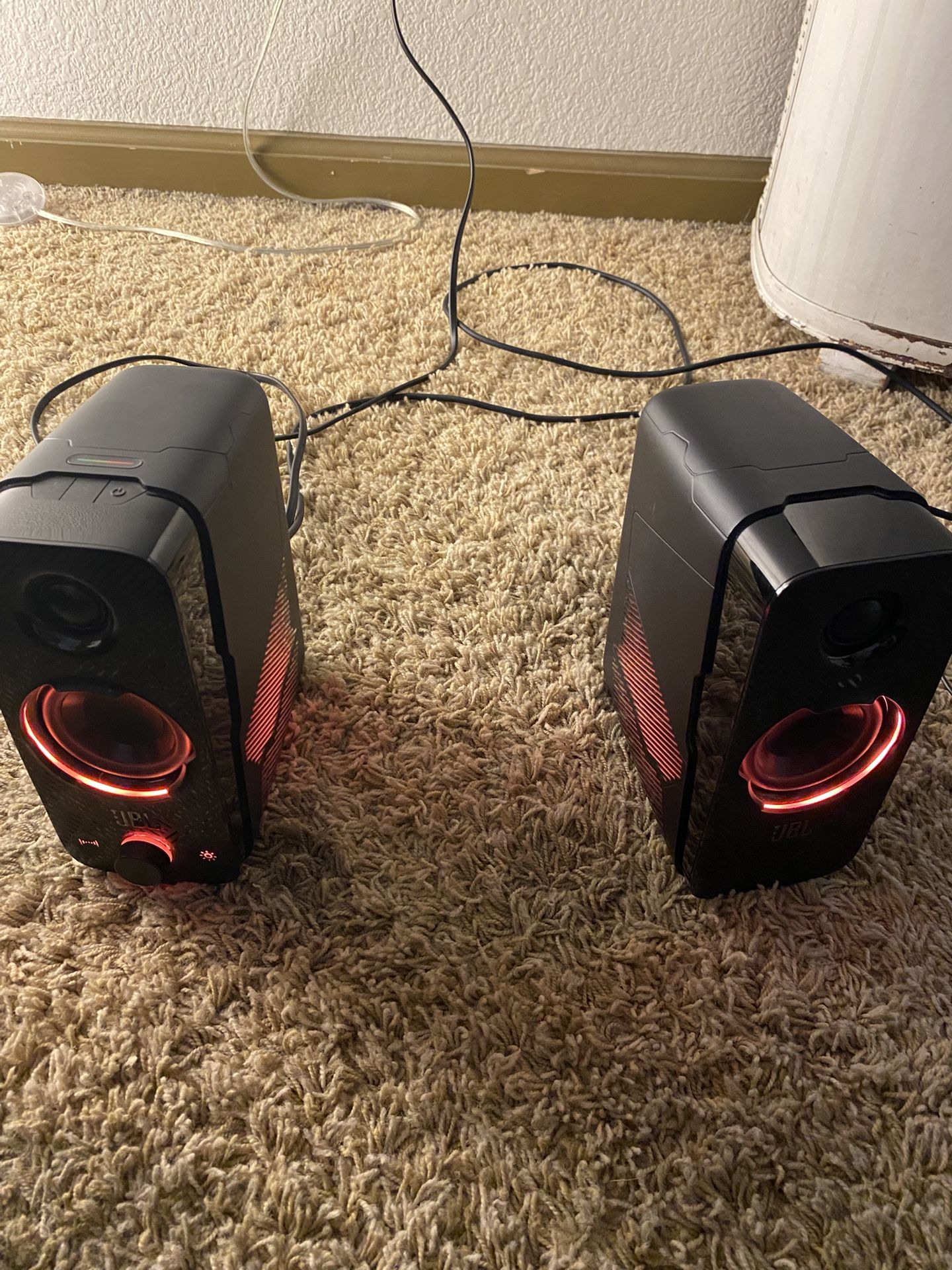 JBL quantum Duo RGB Speakers
