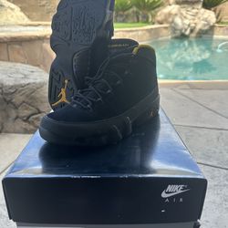 Used Jordan 9 “Dark Charcoal University Gold” ….. size 8