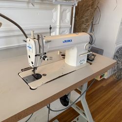 Juki DDL-8500 Great Condition 