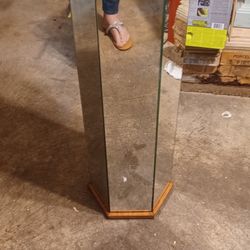 Hexagon Mirrored Stand