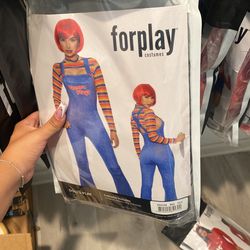 Costume