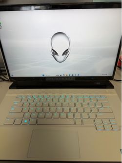 Alienware M15 R2