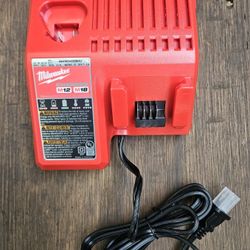M18 Milwaukee Charger 