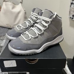 Jordan 11 size 2.5y